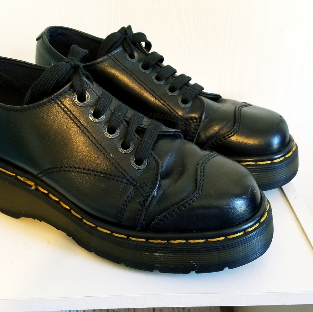 Dr. Martens 8651 Vintage Shoes | Made in England